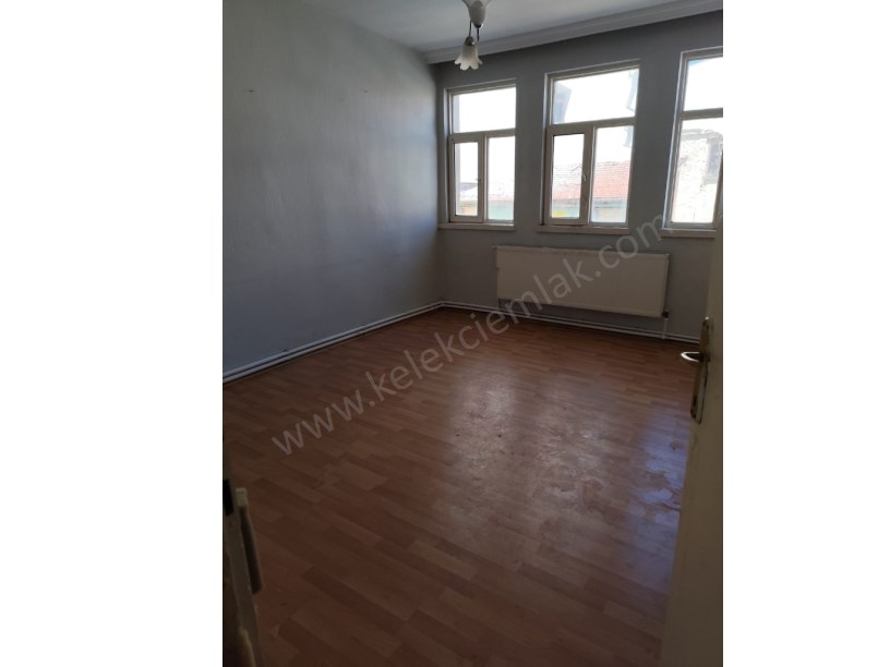 ÖMEROĞLU(ALACA)MAHALLESİNDE KİRALIK 2+1