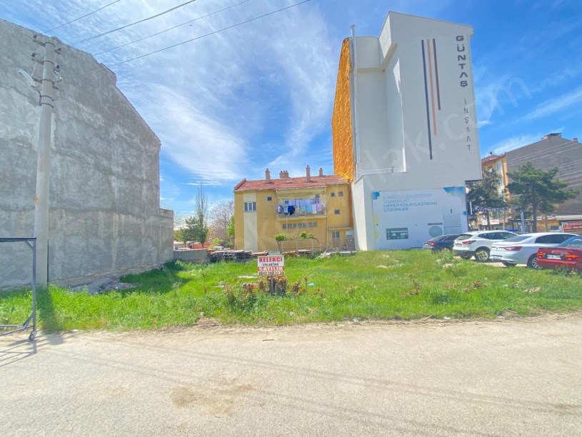 NECMETTİN ERBAKAN CADDESİNDE KAT KARŞILIĞI ARSA