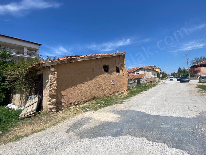 YENİ MÜFTÜLÜK BİNASI KARŞISINDA KAT KARŞILIĞI ARSA