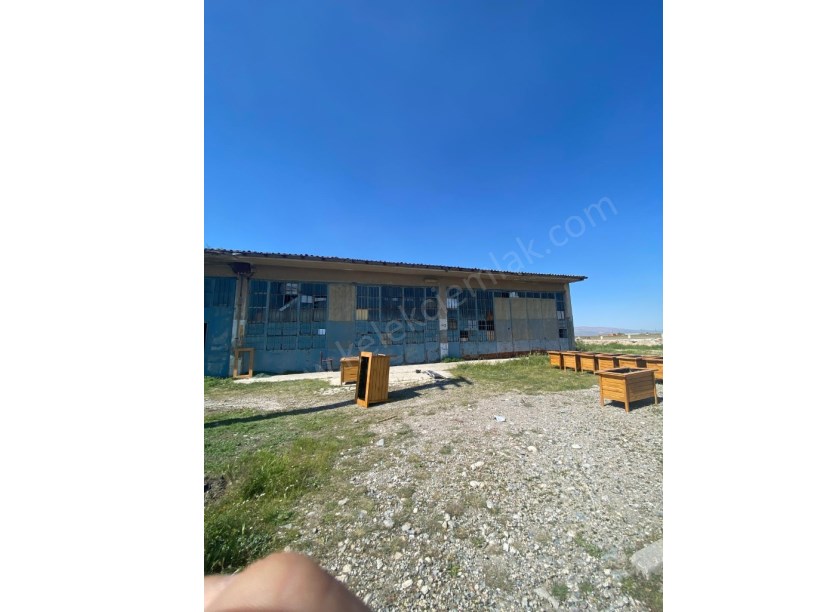 YENİ SANAYİ SİTESİNDE 2 ADET DÜKKAN