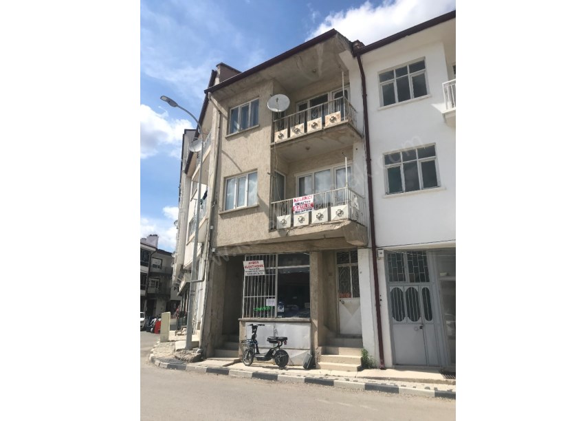ÇARŞI MERKEZDE DÜKKAN+MESKEN