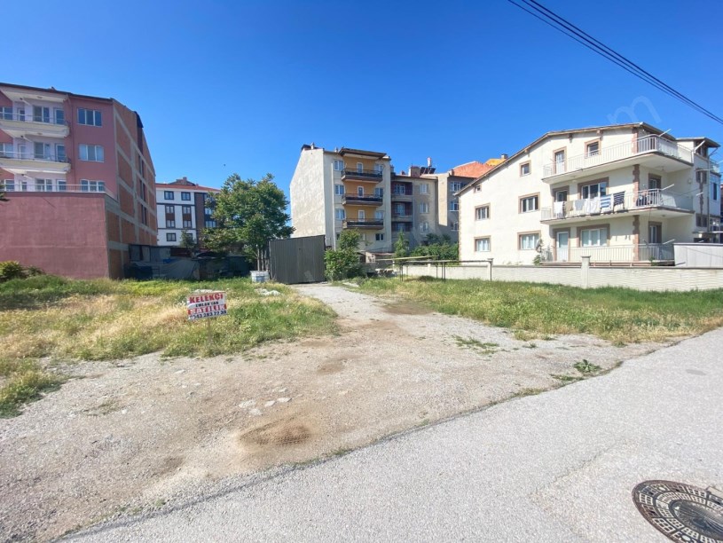 İMARET MAHALLESİ ELMAS SOKAKTA ARSA