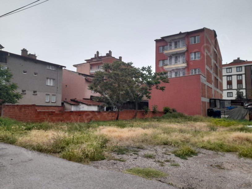 İMARET MAHALLESİ ELMAS SOKAKTA ARSA