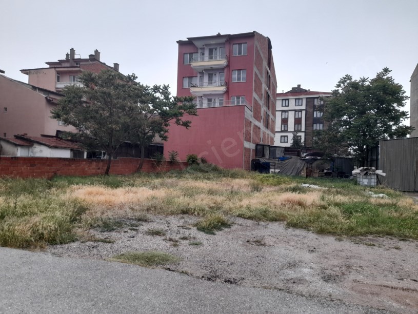 İMARET MAHALLESİ ELMAS SOKAKTA ARSA