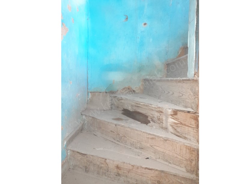 EMİRDAĞ CADDESİNDE 2 KATLI MÜSTAKİL