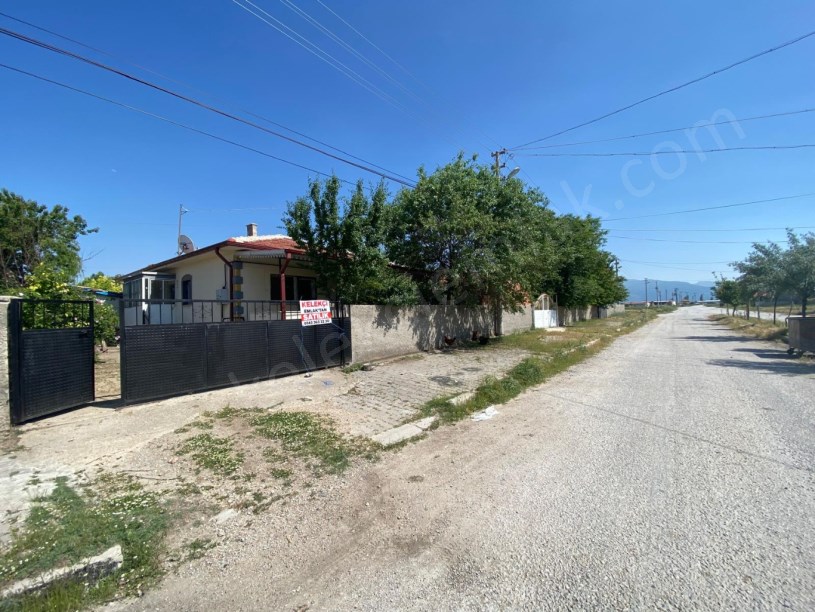 ŞIHLAR (BOZKUŞ)TA MÜSTAKİL  BİNA