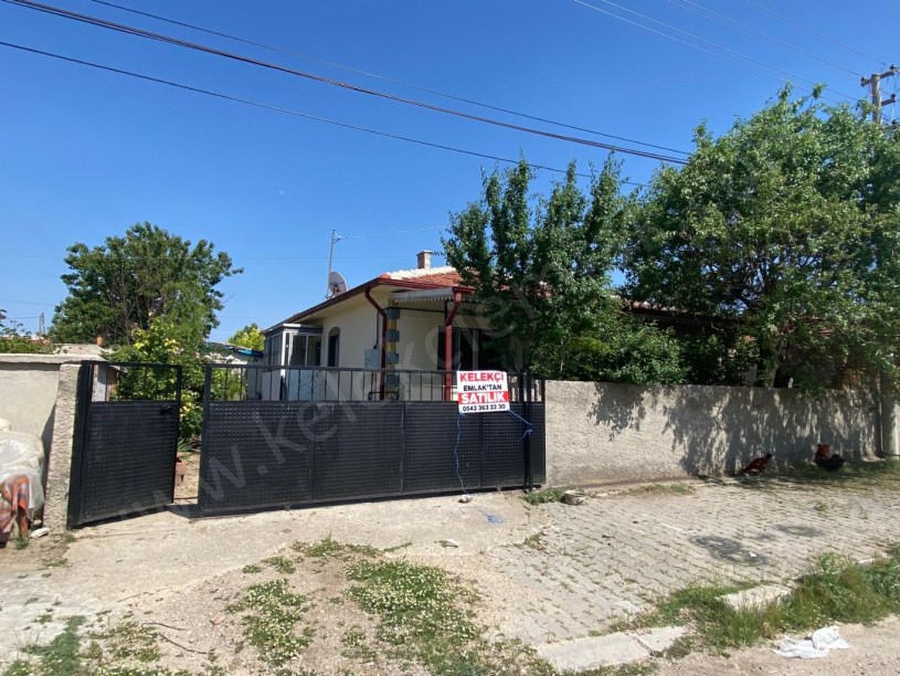 ŞIHLAR (BOZKUŞ)TA MÜSTAKİL  BİNA