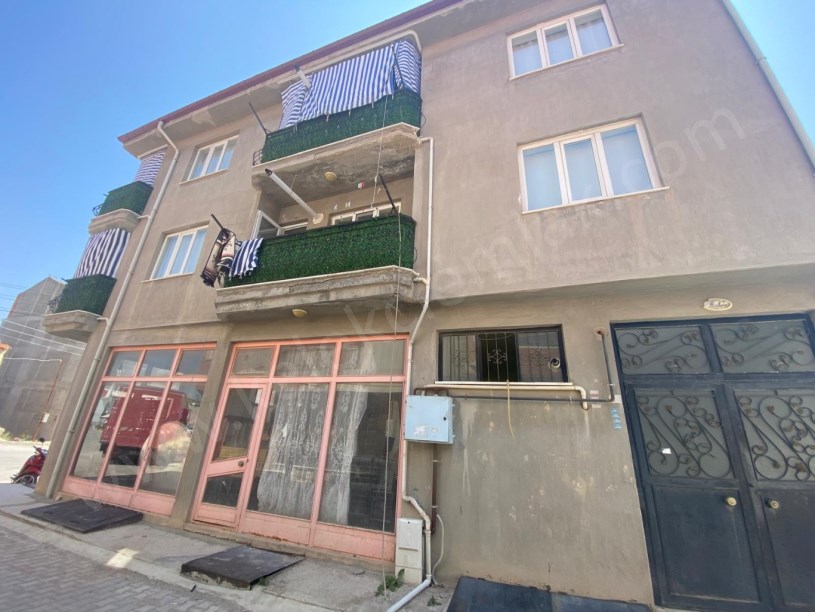 ÇARŞI MERKEZDE DÜKKAN+MESKEN  3 KATLI BİNA