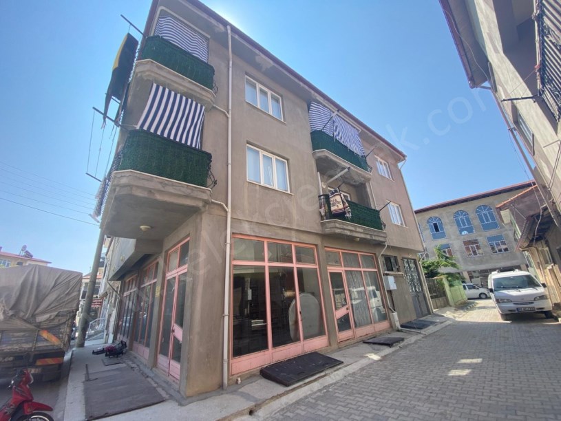 ÇARŞI MERKEZDE DÜKKAN+MESKEN  3 KATLI BİNA