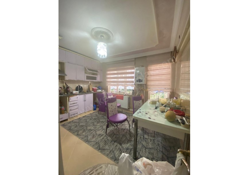 ÇARŞI MERKEZDE DÜKKAN+MESKEN  3 KATLI BİNA