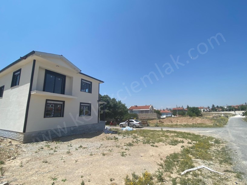 BAĞLARÜSTÜ MAHALESİNDE DUBLEKS VİLLA