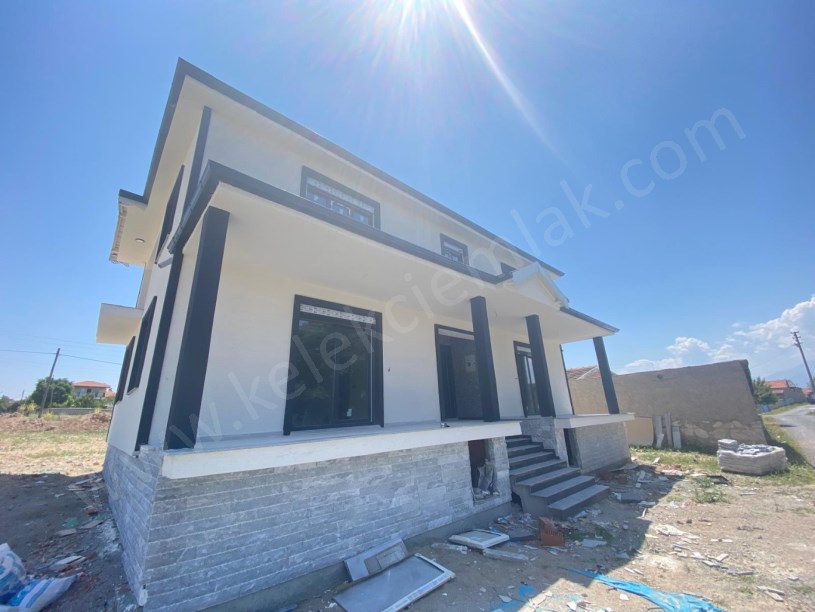 BAĞLARÜSTÜ MAHALESİNDE DUBLEKS VİLLA
