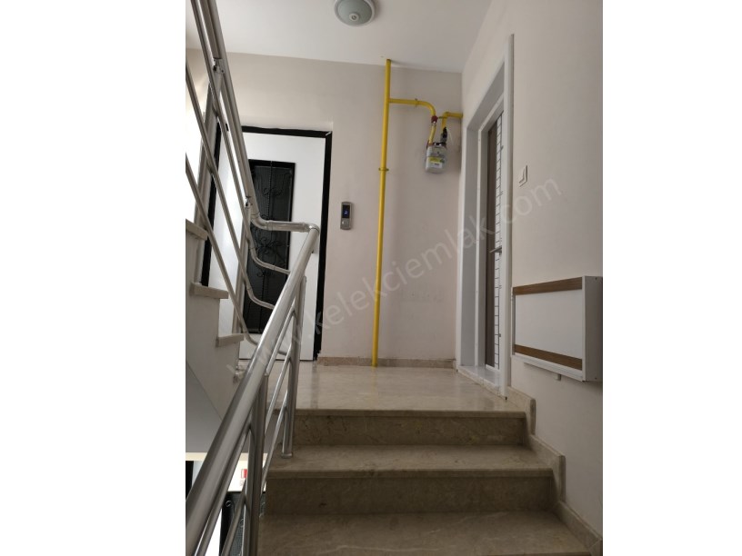 BUCAK MAHALLESİ ÖZTÜRKLER SOKAKTA  LÜKS 4+1 DAİRE