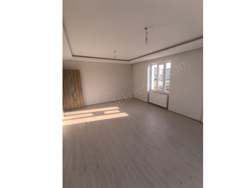 BUCAK MAHALLESİ ÖZTÜRKLER SOKAKTA  LÜKS 4+1 DAİRE