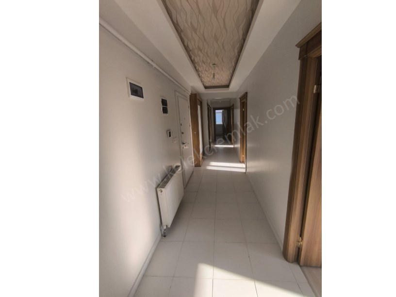 BUCAK MAHALLESİ ÖZTÜRKLER SOKAKTA  LÜKS 4+1 DAİRE