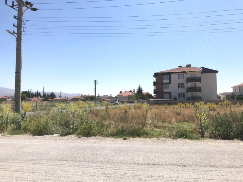KONAK VE SAFİR EVLERİ YANINDA 4 KAT İMARLI ARSALAR