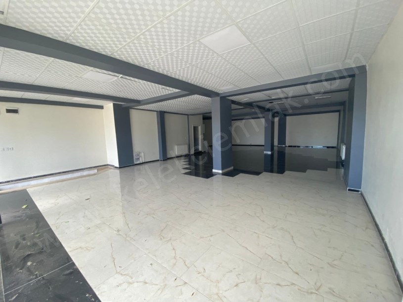 EYLÜL KAFE YANINDA BÜYÜK İŞYERİ