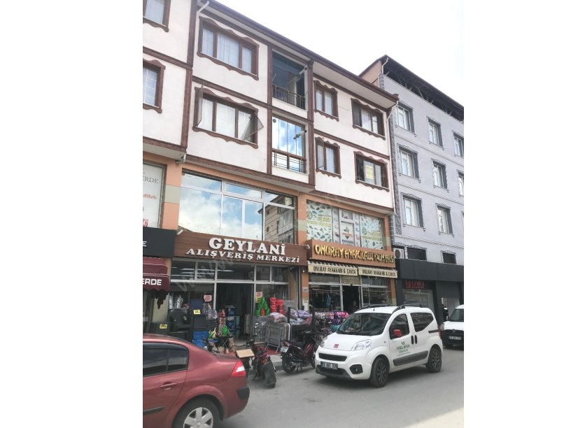 ALACA KONUTLARINDA ARA KATTA KİRALIK 3+1