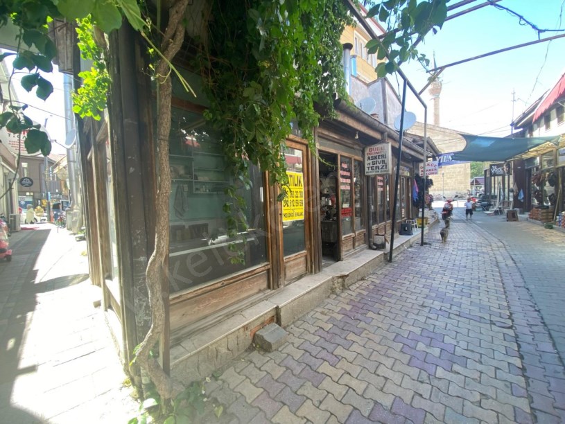 BUĞDAY PAZARINDA SATILIK DÜKKAN