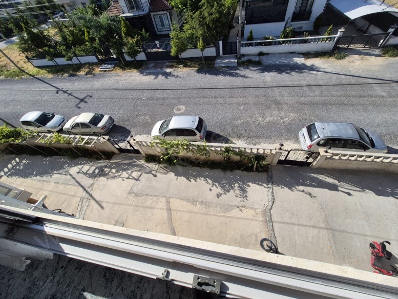 KIRKGÖZ MAHALLESİ BEYAZIT CADDESİNDE  SATILIK 2+1