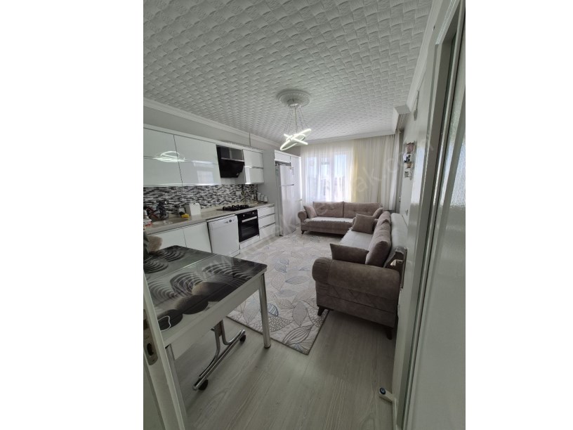 KIRKGÖZ MAHALLESİ BEYAZIT CADDESİNDE  SATILIK 2+1