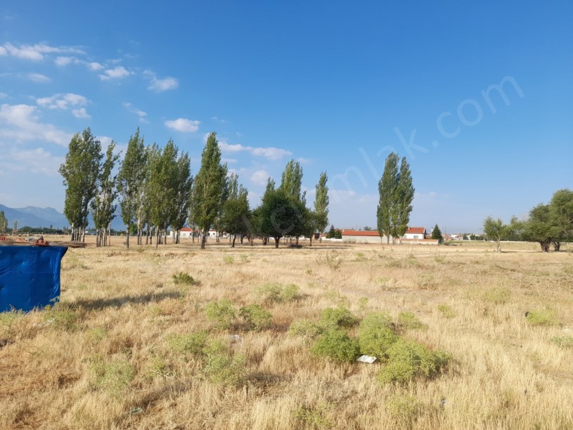 GÖLBAŞI MAHALLESİNDE ARSA