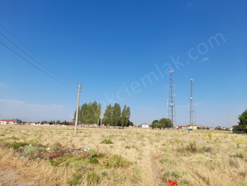 GÖLBAŞI MAHALLESİNDE ARSA