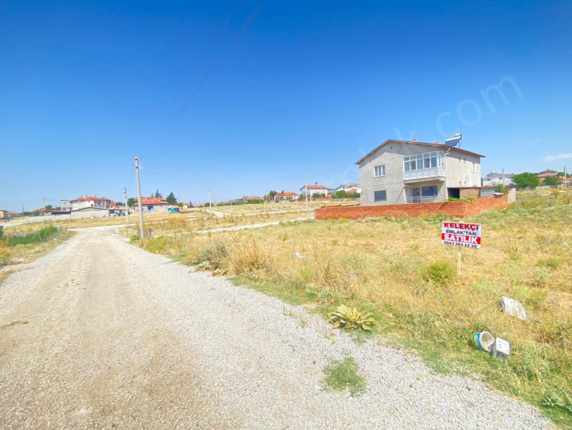 KALE MAHALLESİ ABANT SOKAKTA GÜNEY CEPHELİ ARSA