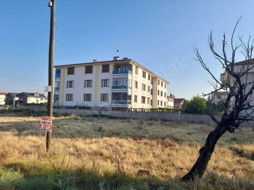 SELÇUKLU MAHALLESİ MERA SOKAKTA ARSA
