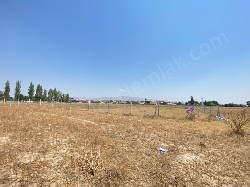 GÖLBAŞI MAHALLESİNDE YATIRIMLIK ARSALAR