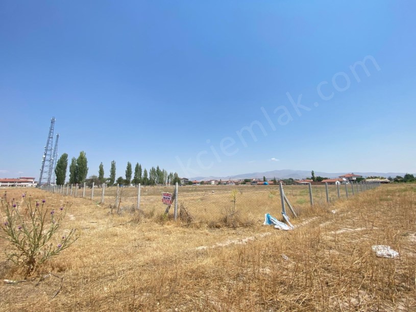 GÖLBAŞI MAHALLESİNDE YATIRIMLIK ARSALAR