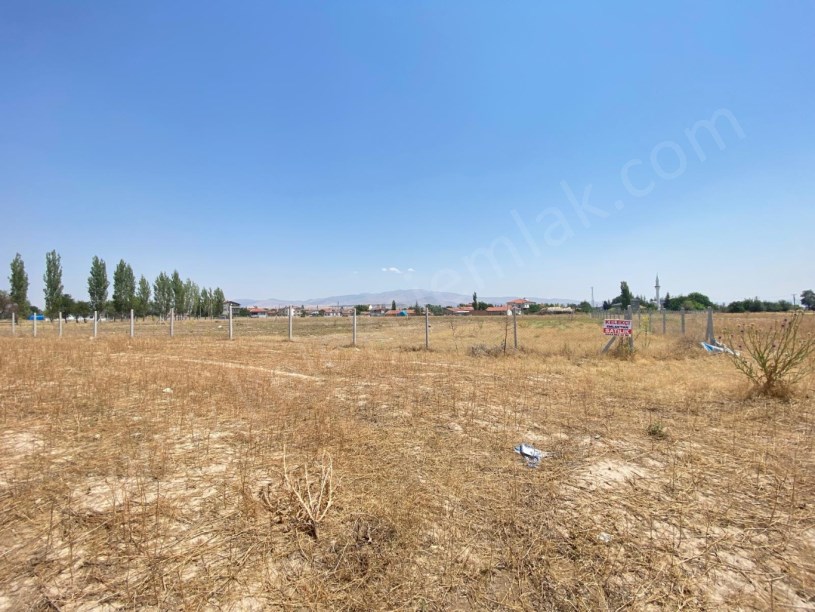 GÖLBAŞI MAHALLESİNDE YATIRIMLIK ARSALAR