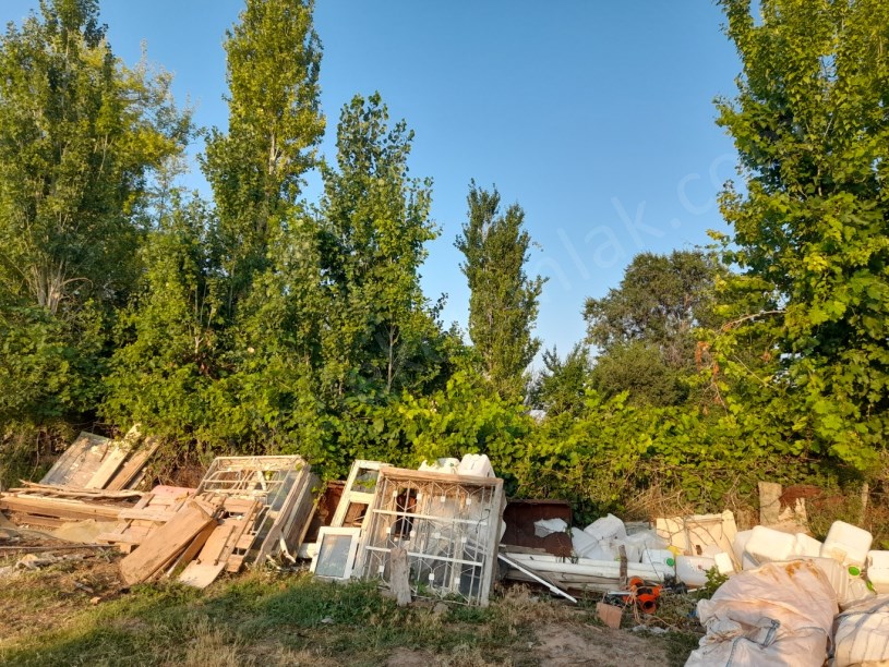 KIRKGÖZ MAHALLESİNDE BOLTAŞIN ARKASINDA TARLA
