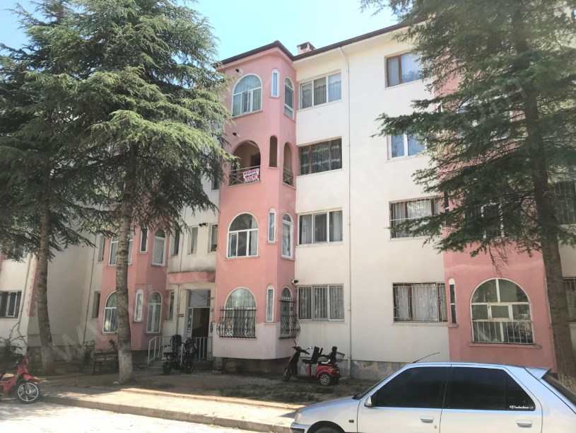 1. BOLOVADA ARA KATTA SATILIK 2+1 DAİRE