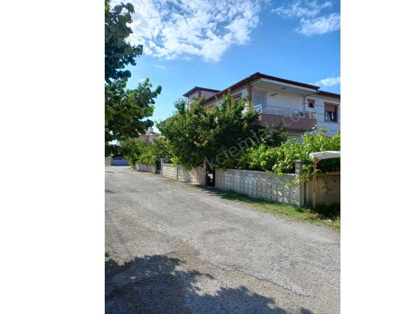MALAZGİRT MAHALLESİ BAKIR SOKAKTA EŞYALI 1+1 DAİRE
