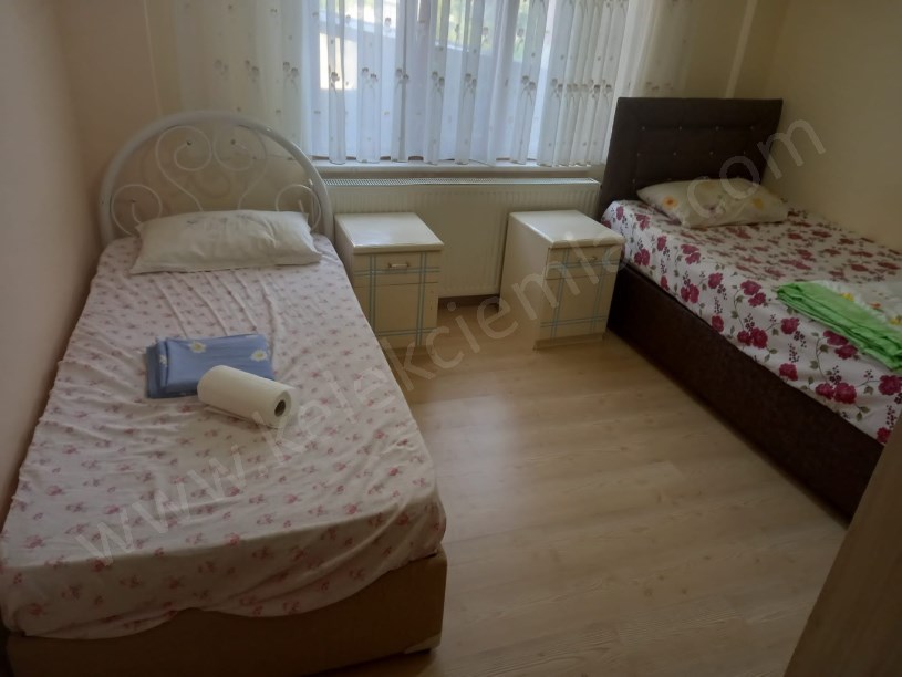 MALAZGİRT MAHALLESİ BAKIR SOKAKTA EŞYALI 1+1 DAİRE
