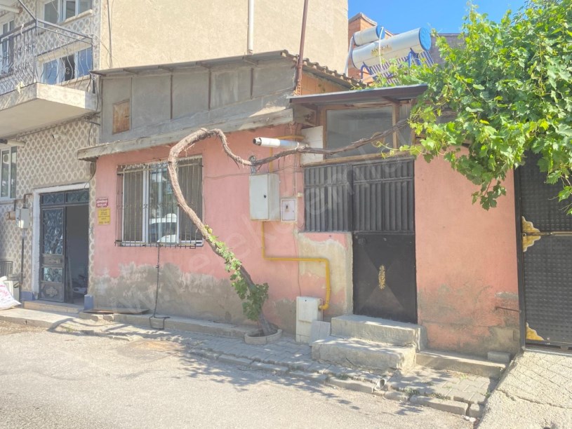 YENİCE MAHALLESİNDE MÜSTAKİL EV
