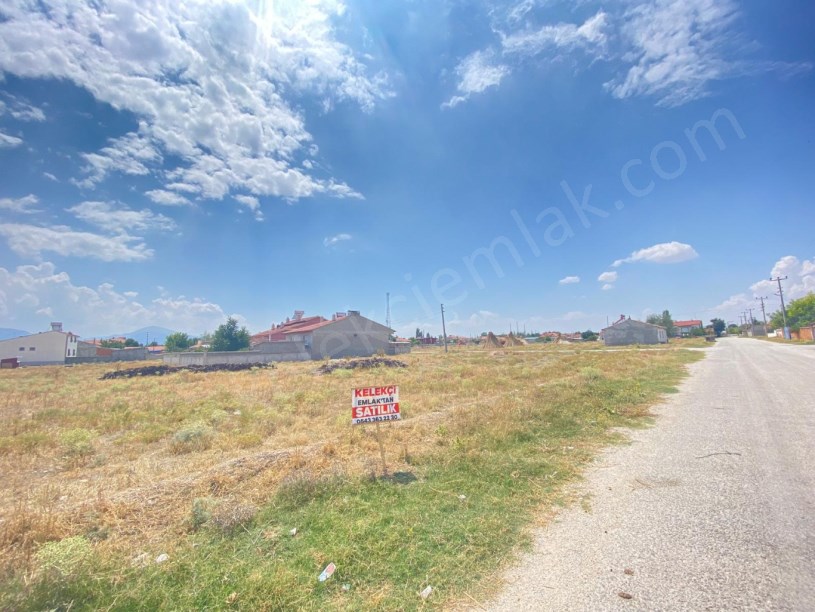 BOZKUŞ(HACIÖMER)MAHALLESİNDE ARSA