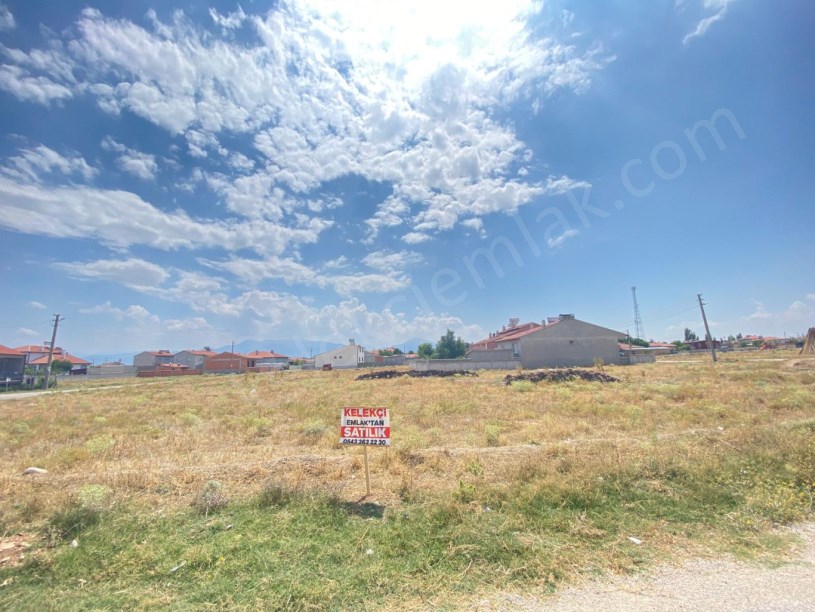 BOZKUŞ(HACIÖMER)MAHALLESİNDE ARSA