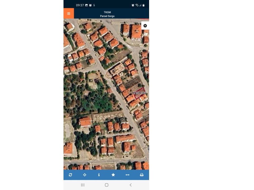 KONAK MAHALLESİNDE ARSA