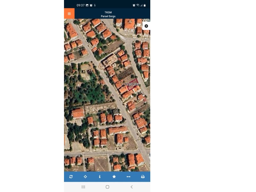 KONAK MAHALLESİNDE ARSA
