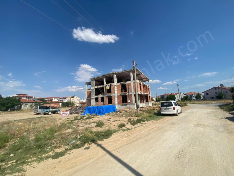 SELÇUKLU(MALAZGİRT)MAHALLESİNDE ARSA