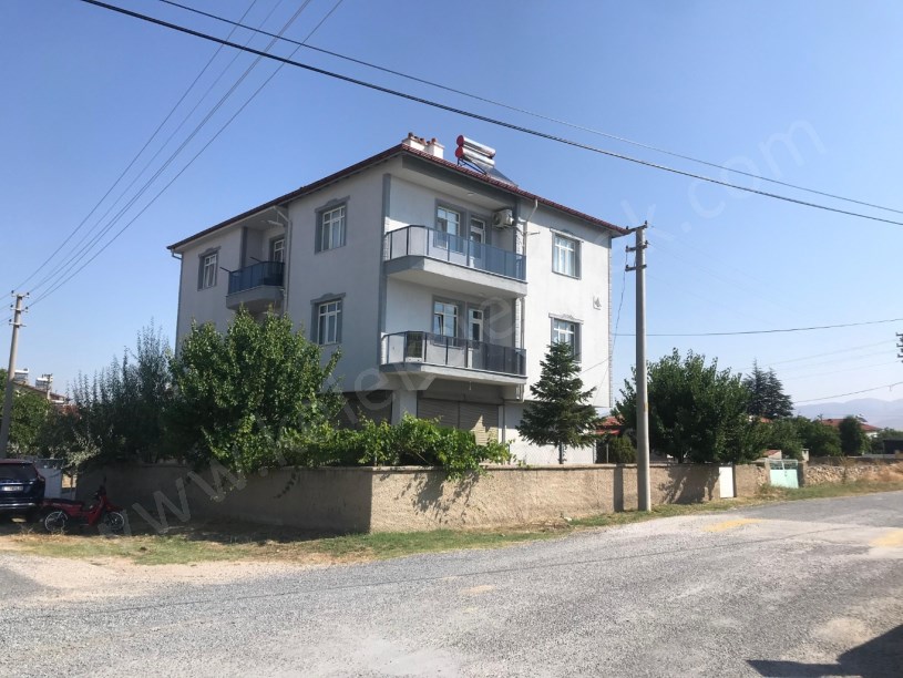 BAĞLARÜSTÜ MAHALLESİ SELÇUK SOKAKTA KİRALIK DAİRE