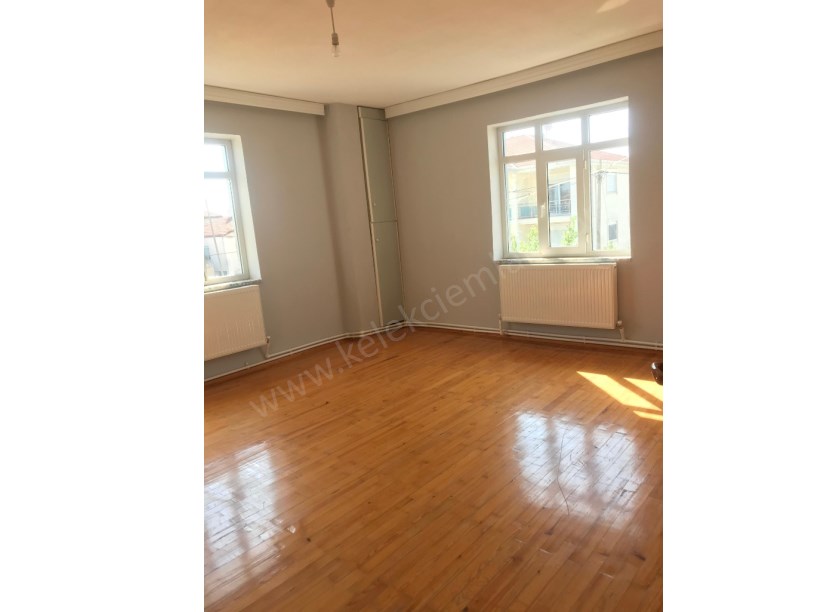 BAĞLARÜSTÜ MAHALLESİ SELÇUK SOKAKTA KİRALIK DAİRE