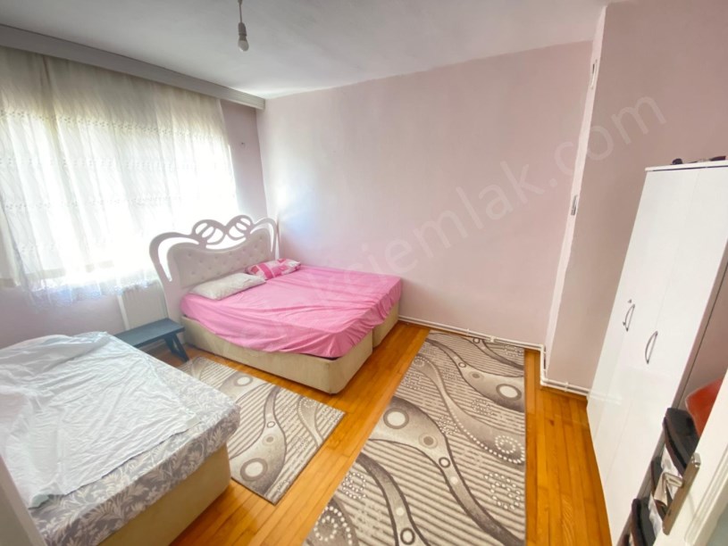 SELÇUKLU MAHALLESİNDE DUBLEKS EV