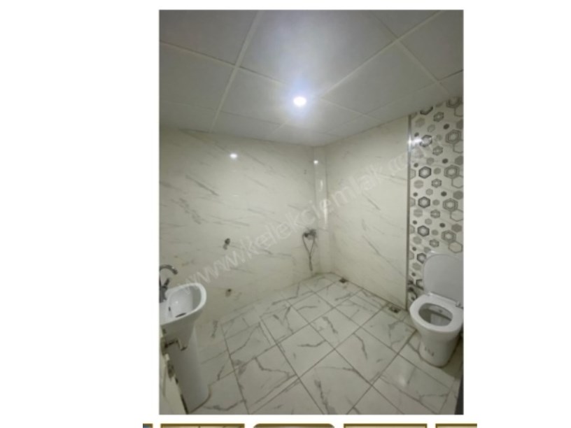 ÇARŞI MERKEZDE KİRALIK BÜRO