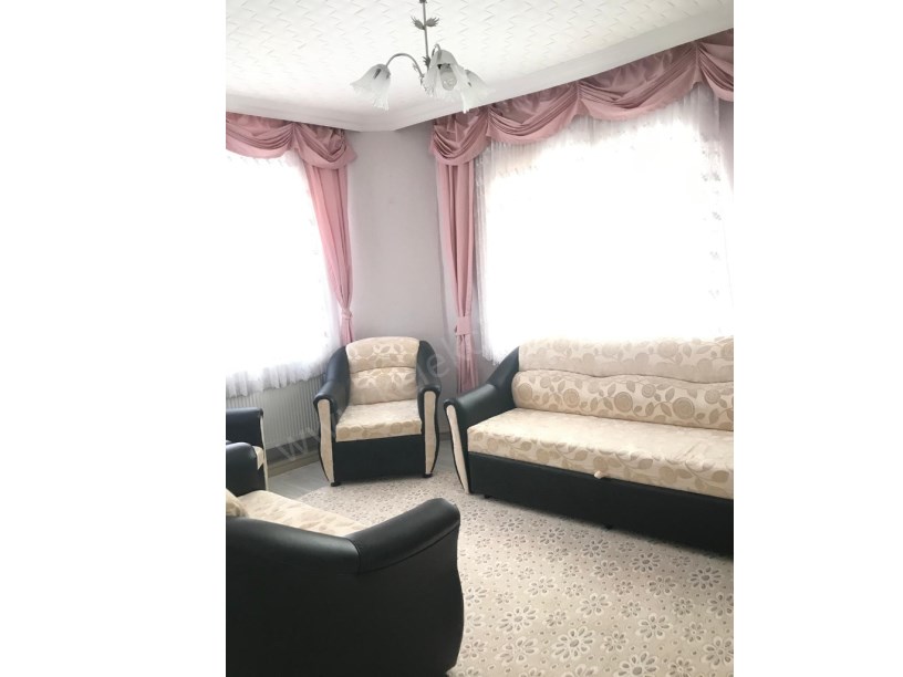 MEVLANA CAMİİ YANINDA EŞYALI KİRALIK DAİRE