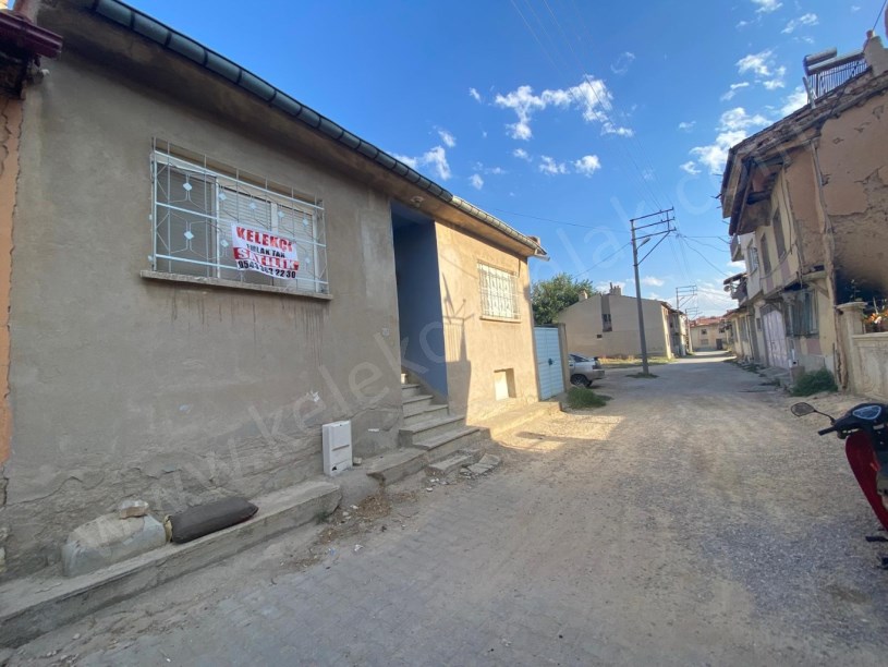AYDINLAR MAHALLESİ ÖZDEN SOKAKTA TEK KATLI MÜSTAKİL