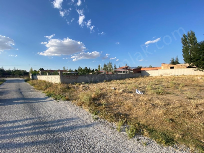 KIRKGÖZ ANA OKULU ARKASINDA ARSA