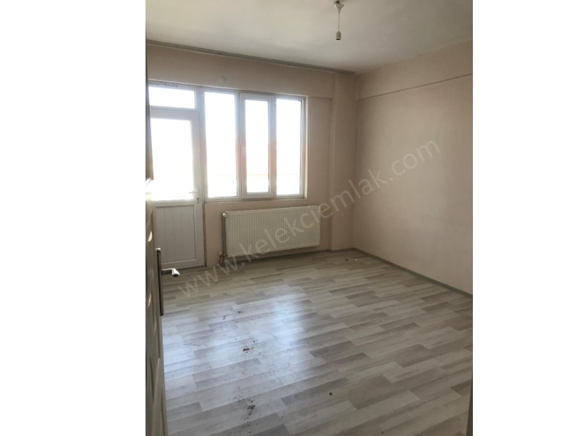 YURT İÇİ KARGO KARŞISINDA KİRALIK 3+1